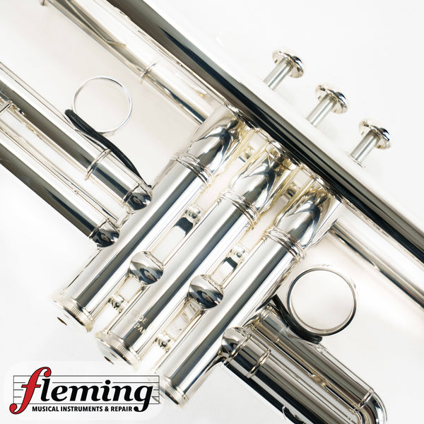 Yamaha YTR-8335IIGS Custom Xeno Professional Bb Trumpet - Silver Plate, Gold Brass Bell
