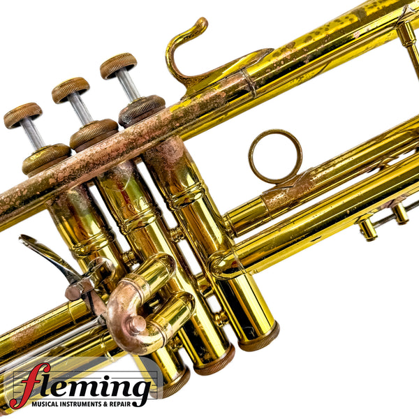Bach Stradivarius Model 37 Professional Trumpet *LIghtweight Bell* - Clear Lacquer